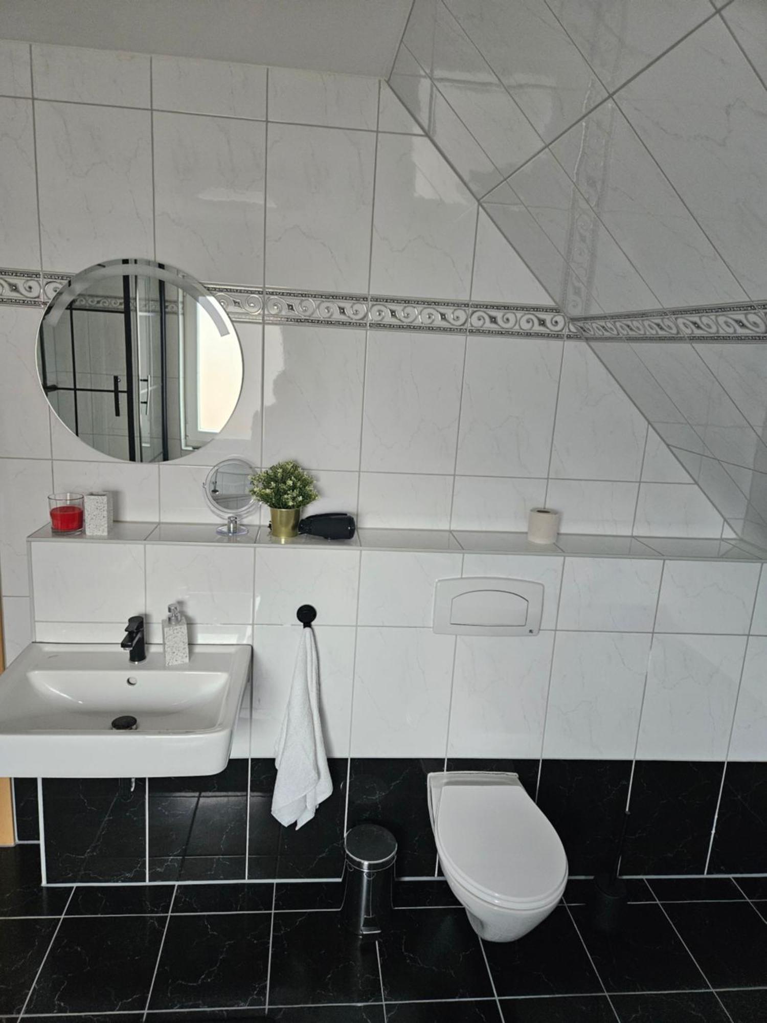 Cozy House And Free Parking Appartement *