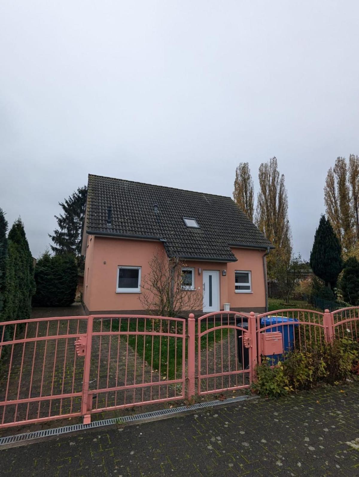 Cozy House And Free Parking Appartement *